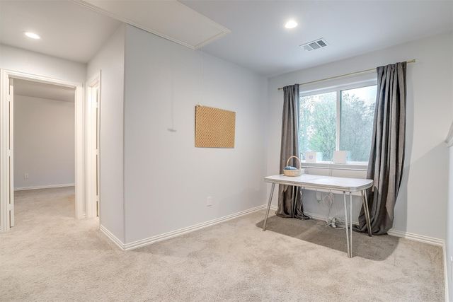 5624 Donnelly Avenue, Fort Worth, TX 76107