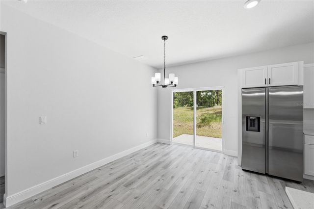 8809 N CIRCULAR WAY, Dunnellon, FL 34434