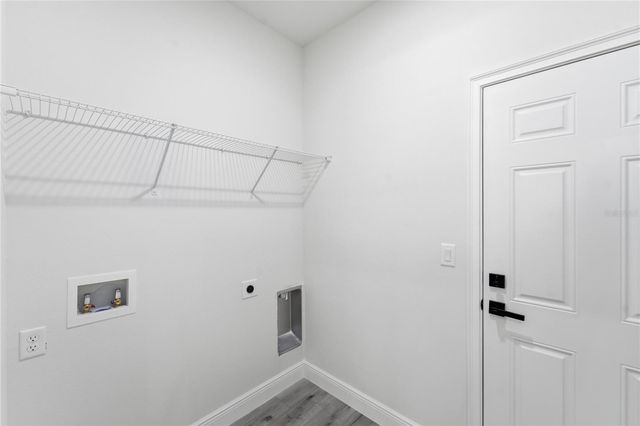 8809 N CIRCULAR WAY, Dunnellon, FL 34434