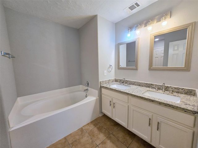 1423 Stone Bluff Drive, Houston, TX 77073