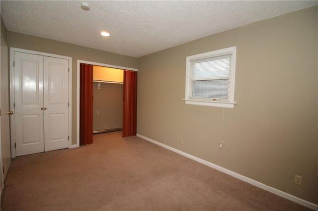 4200 Booth Street, Kansas City, KS 66103