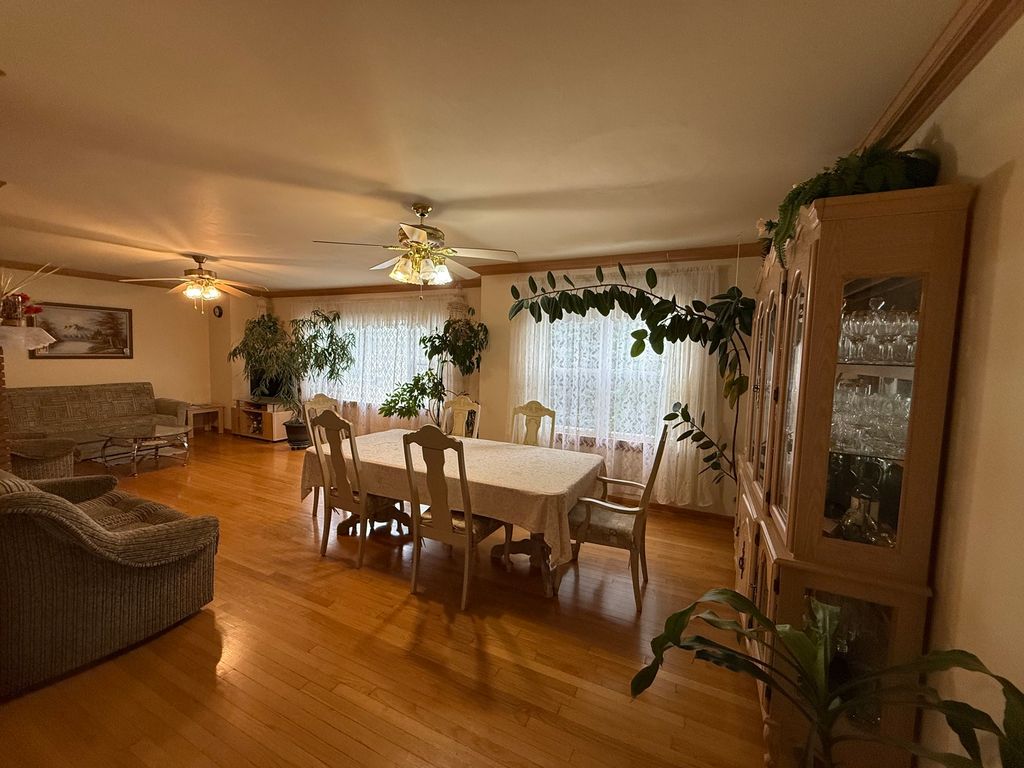 9322 S 49th Avenue, Oak Lawn, IL 60453 — photo 2