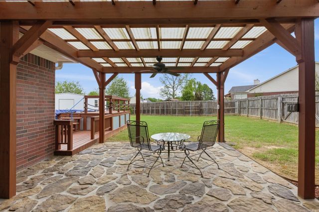 2106 Duane Dr, Beebe, AR 72012