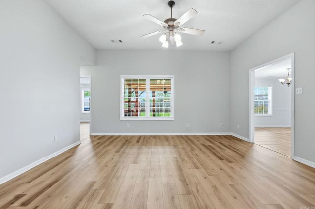 2106 Duane Dr, Beebe, AR 72012