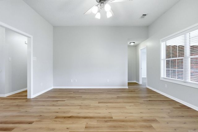 2106 Duane Dr, Beebe, AR 72012