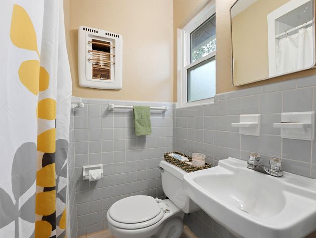 6203 Brookside DR, Austin, TX 78723