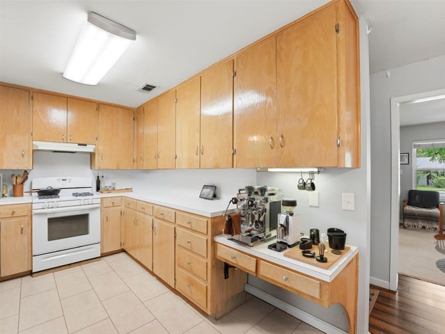6203 Brookside DR, Austin, TX 78723
