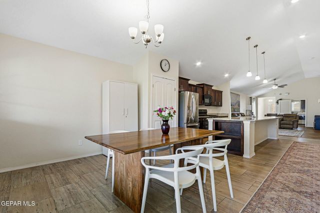 5113 HECTOR MUNOZ Drive, El Paso, TX 79938