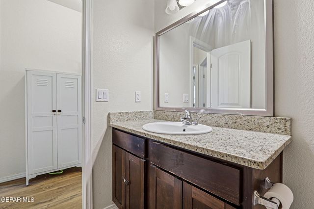 5113 HECTOR MUNOZ Drive, El Paso, TX 79938