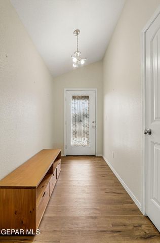 5113 HECTOR MUNOZ Drive, El Paso, TX 79938