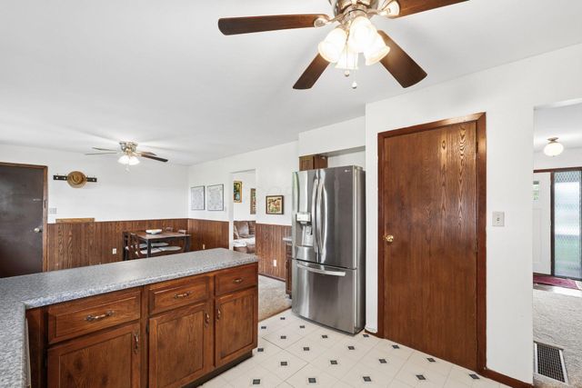 144 Stoney Ridge Drive SW, Pataskala, OH 43062