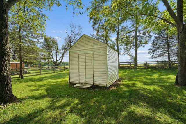 144 Stoney Ridge Drive SW, Pataskala, OH 43062
