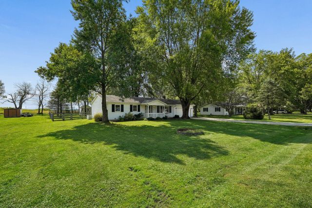 144 Stoney Ridge Drive SW, Pataskala, OH 43062