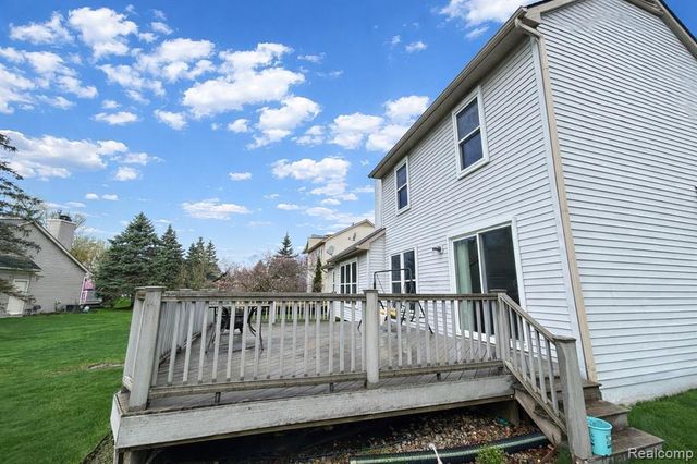 1770 Dogwood Trail, Commerce Twp, MI 48390