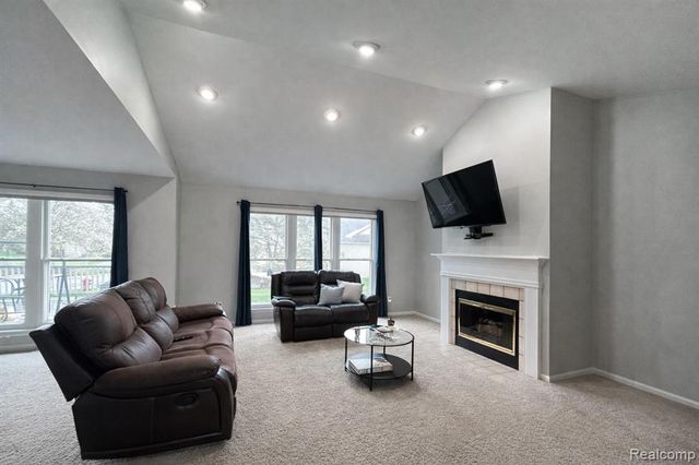 1770 Dogwood Trail, Commerce Twp, MI 48390