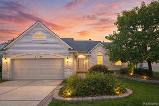 1770 Dogwood Trail, Commerce Twp, MI 48390
