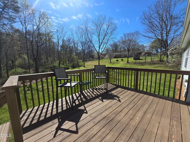 202 E Sebastian Court, Mebane, NC 27302