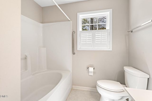 202 E Sebastian Court, Mebane, NC 27302
