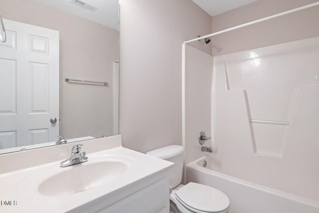 202 E Sebastian Court, Mebane, NC 27302