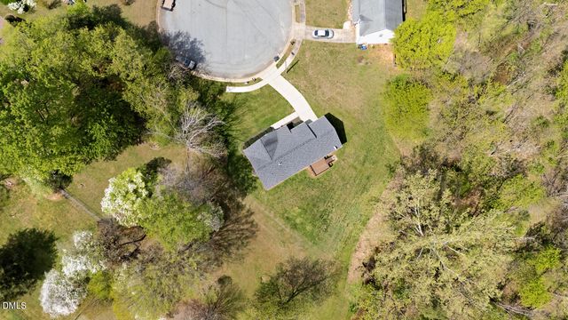 202 E Sebastian Court, Mebane, NC 27302