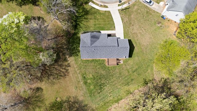 202 E Sebastian Court, Mebane, NC 27302