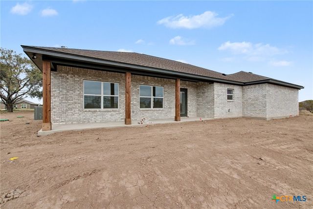 425 County Road 3152, Kempner, TX 76539
