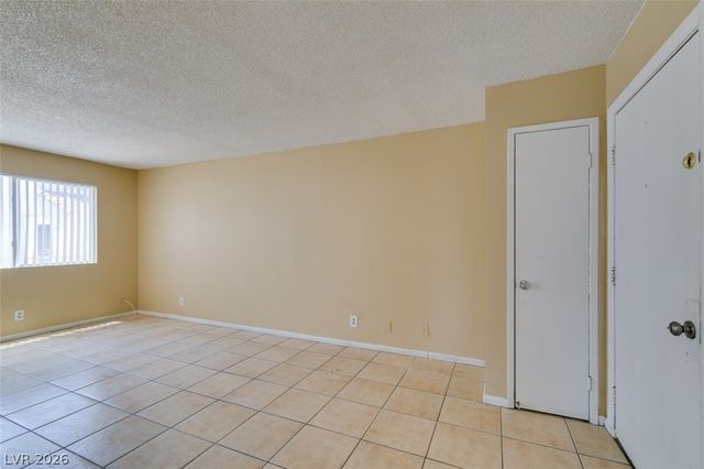 3615 Kolendo Court A, Las Vegas, NV 89103