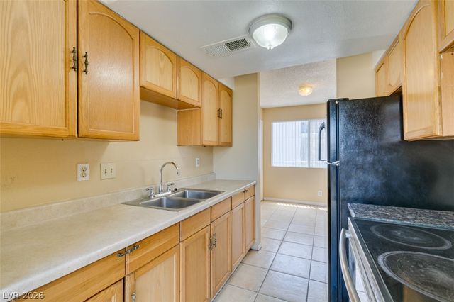 3615 Kolendo Court A, Las Vegas, NV 89103