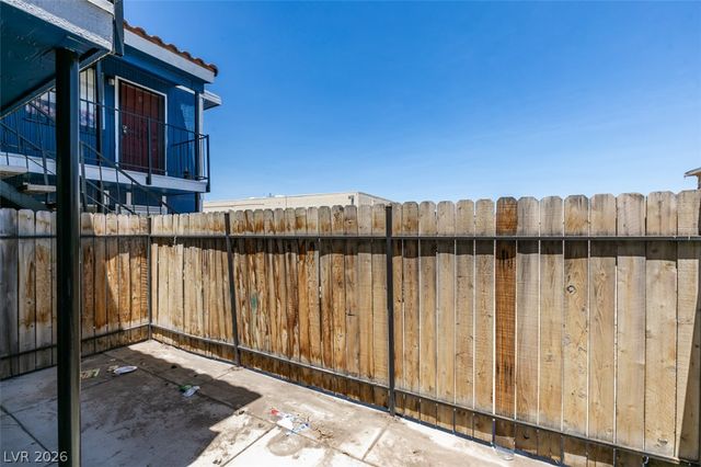 3615 Kolendo Court A, Las Vegas, NV 89103