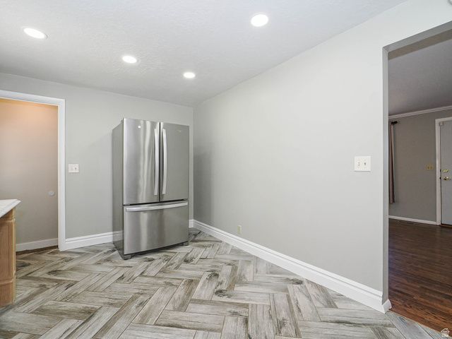 930 N AMETHYST ST, Layton, UT 84041