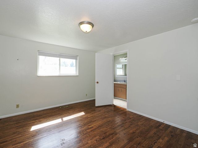 930 N AMETHYST ST, Layton, UT 84041