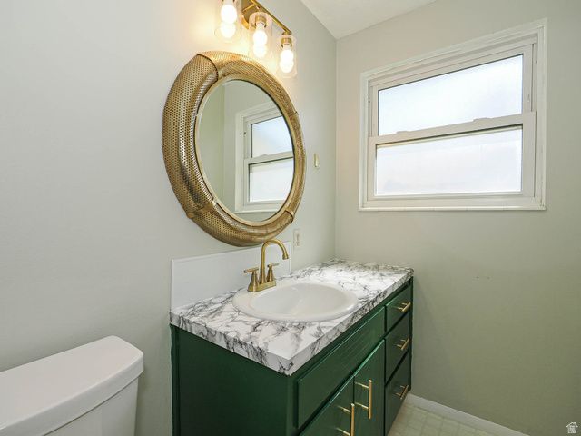 930 N AMETHYST ST, Layton, UT 84041