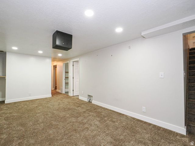 930 N AMETHYST ST, Layton, UT 84041