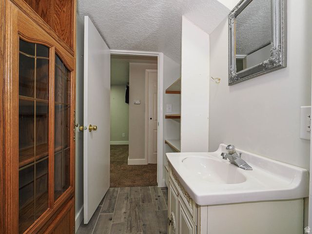 930 N AMETHYST ST, Layton, UT 84041