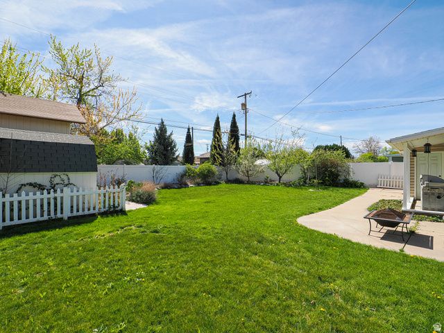 930 N AMETHYST ST, Layton, UT 84041