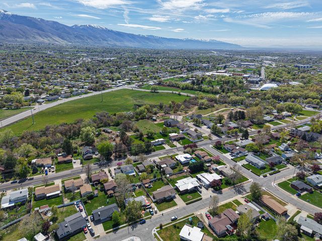 930 N AMETHYST ST, Layton, UT 84041