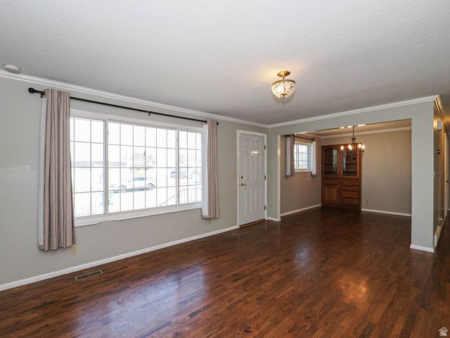 930 N AMETHYST ST, Layton, UT 84041