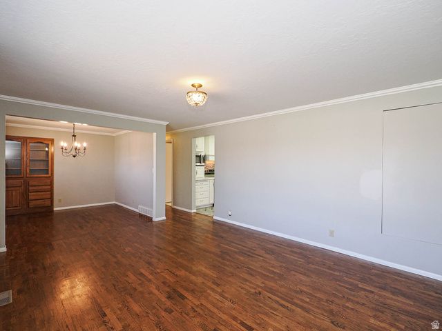 930 N AMETHYST ST, Layton, UT 84041