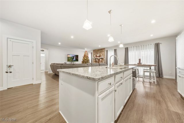 6170 James Drive, Lorain, OH 44053