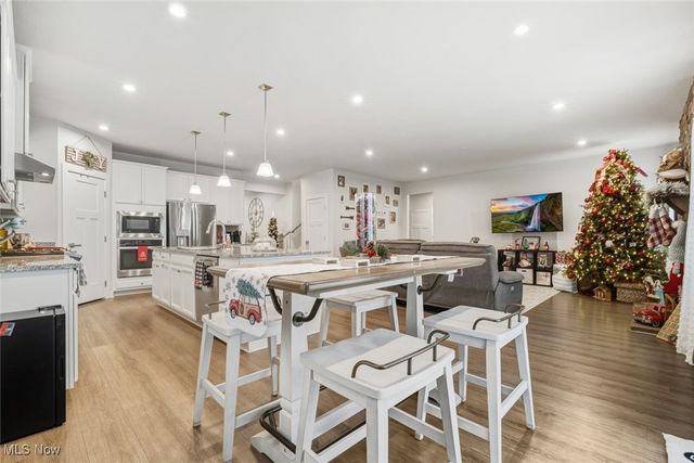 6170 James Drive, Lorain, OH 44053