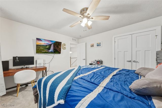 6170 James Drive, Lorain, OH 44053