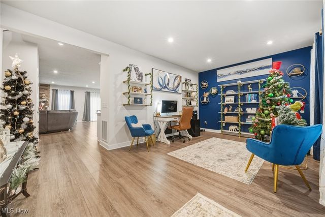 6170 James Drive, Lorain, OH 44053