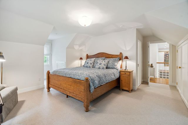 207 Willey Hill Road, Norwich, VT 05055