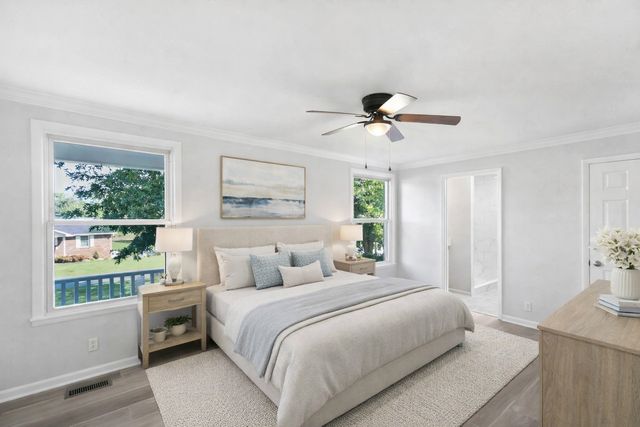 211 General Forrest Dr, Springfield, TN 37172