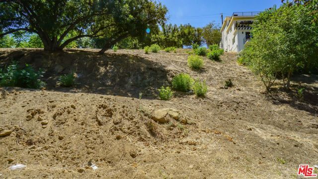 512 W. Beech Street, Los Angeles, CA 90065