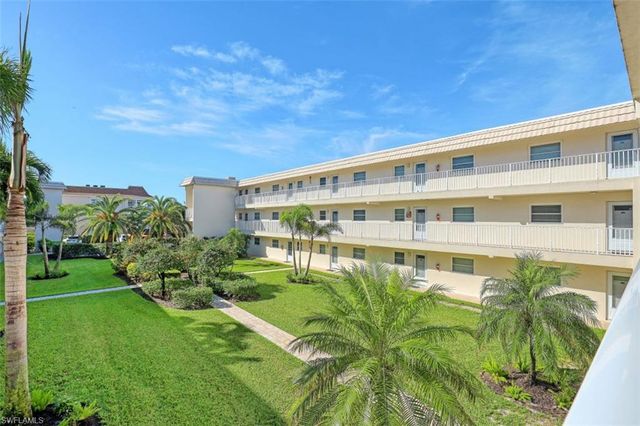 3150 Binnacle DR 217, Naples, FL 34103