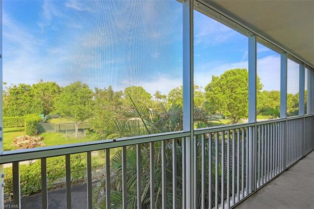 3150 Binnacle DR 217, Naples, FL 34103