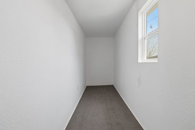 319 E 17th St, Columbia, TN 38401