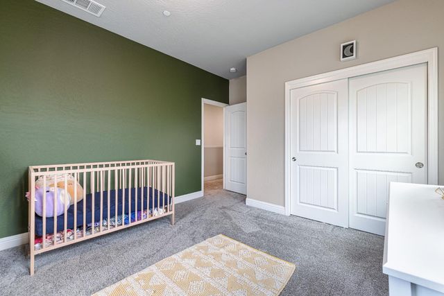 6157 E Garland Avenue, Fresno, CA 93727