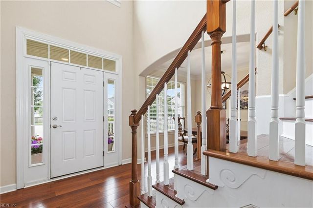 1237 Spruce LN, Chesapeake, VA 23320